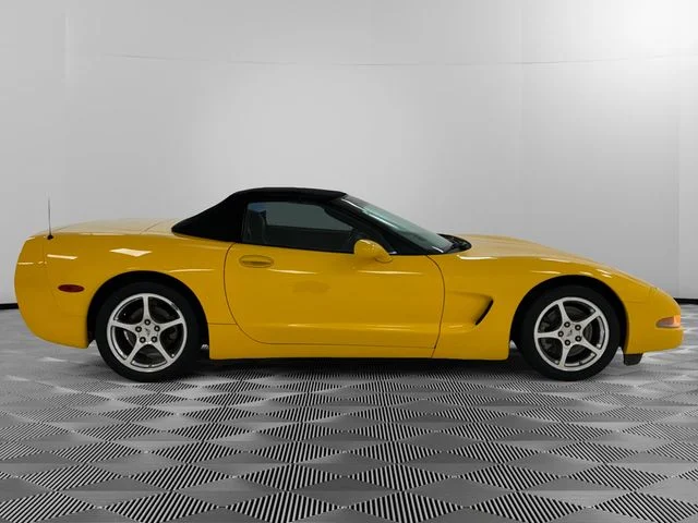 Used 2003 Yellow Chevrolet CONVERTIBLE image 2