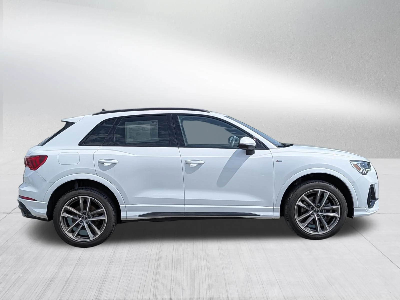 Used 2022 Glacier White Metallic Audi S line Premium Plus image 8