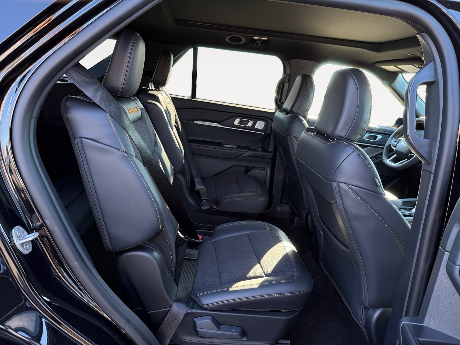 New 2026 Agate Black Metallic Ford Tremor® image 18