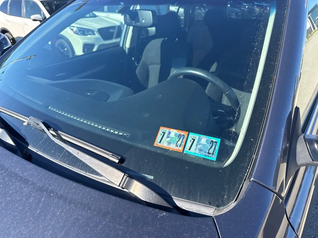 Used 2014 Gray Subaru 2.5i Premium image 12
