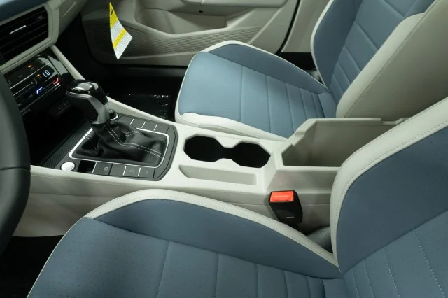 2026 Volkswagen Jetta SE - Photo 29