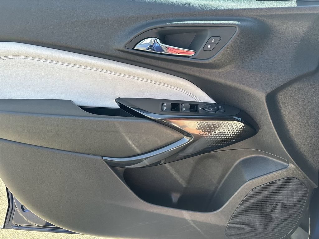 2024 Chevrolet Trax LT - Photo 25