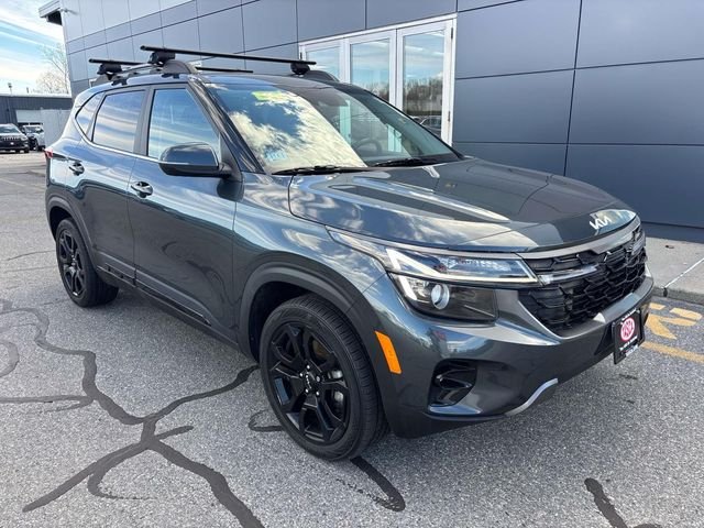 Used 2024 Gray Kia X-Line image 1
