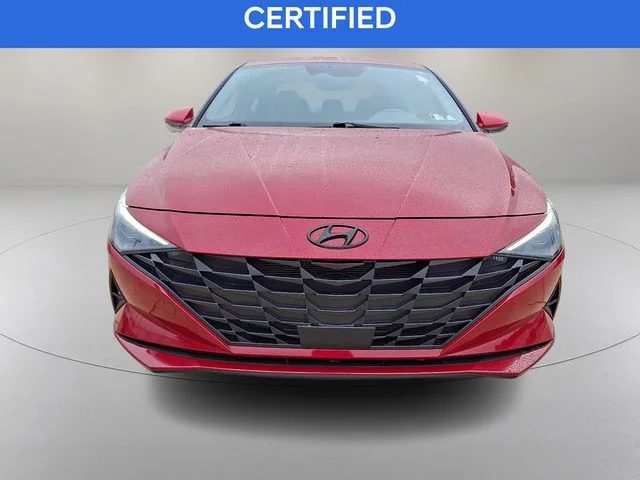 Used 2023 Red Hyundai SEL image 3