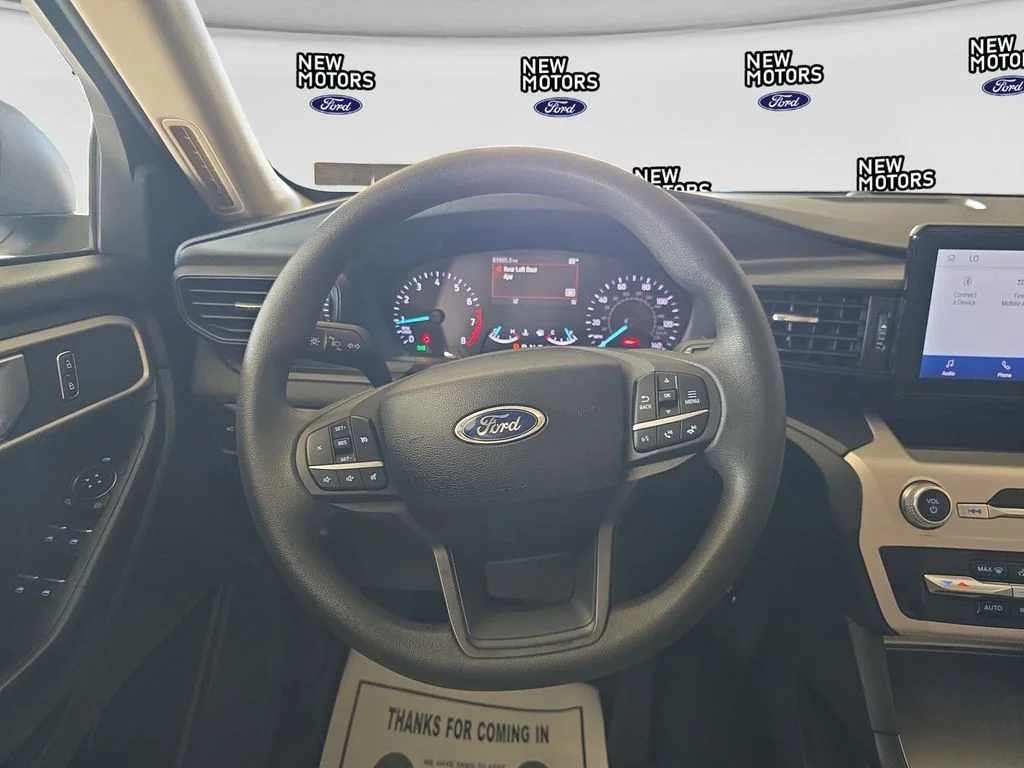 Used 2022 Gray Metallic Ford Base image 12