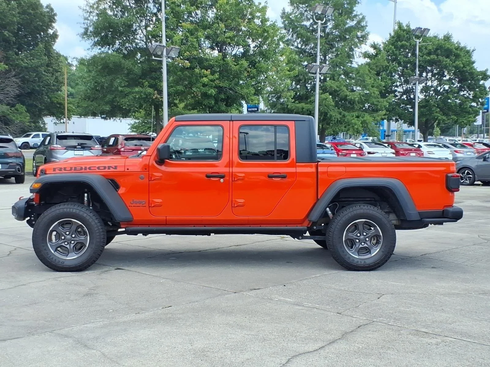 Used 2020 Punkn Metallic Clearcoat Jeep Rubicon image 3