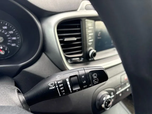 Used 2019 Silver Kia LX image 17
