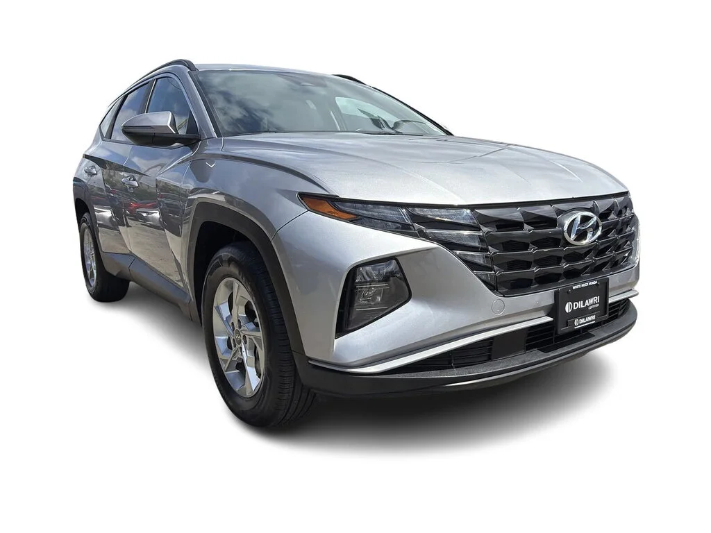 Used 2023 Shimmering Silver Hyundai AWD 2.5L Preferred Dilawri Certified   Local BC image 2