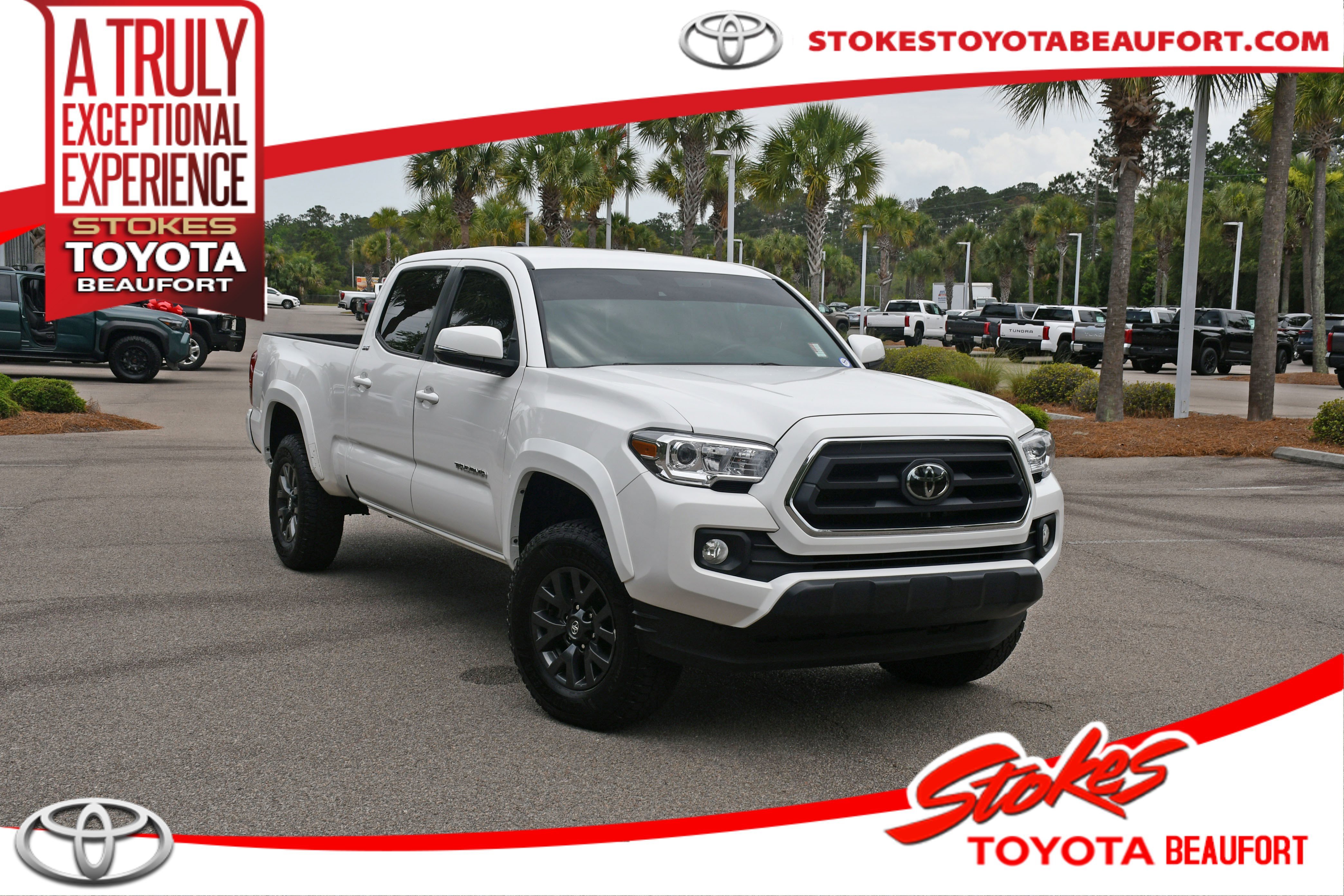 2023 Toyota Tacoma SR5 Double Cab 4WD V6 Auto LB's photo