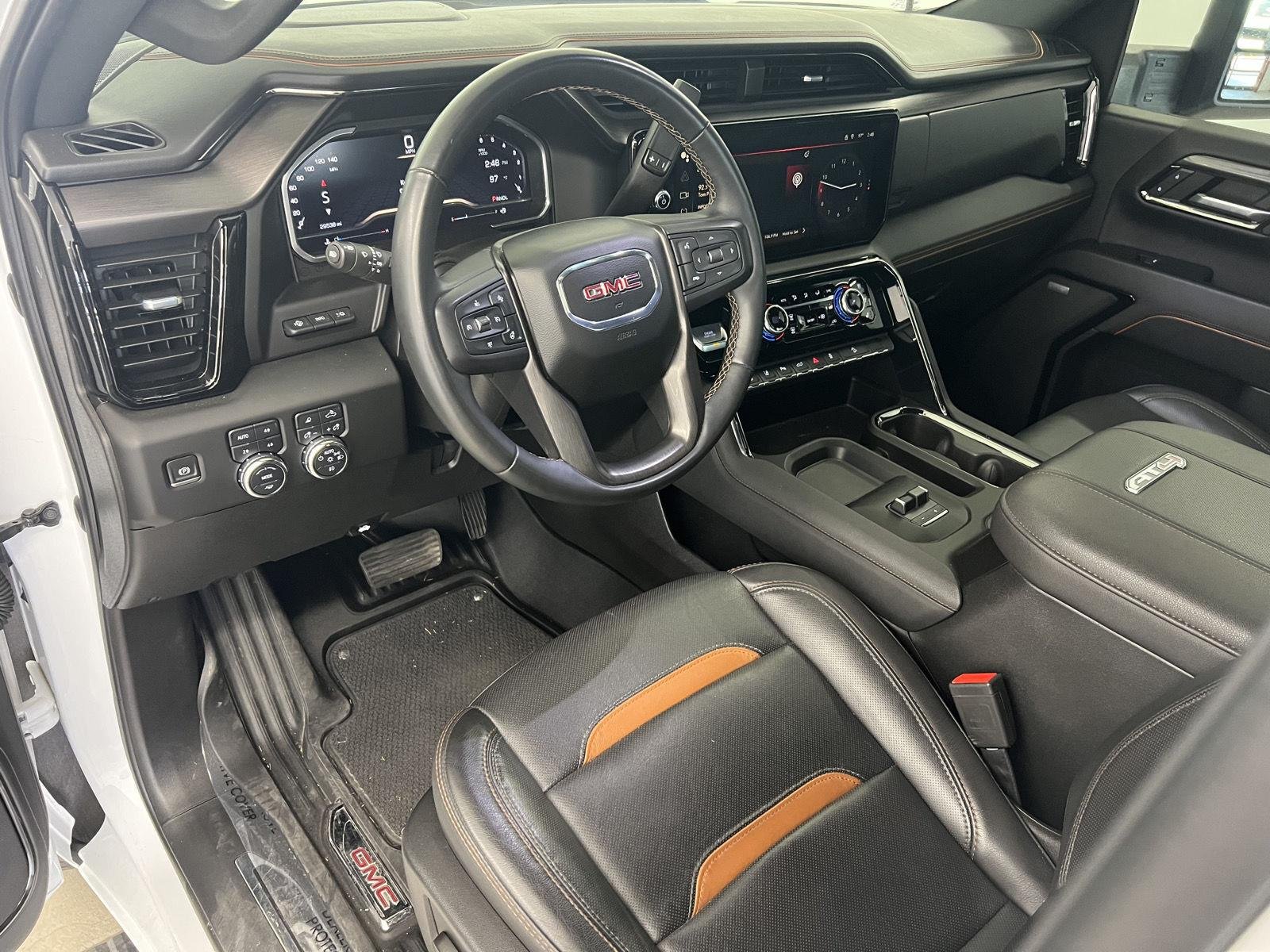 2024 GMC Sierra 2500HD AT4 - Photo 3