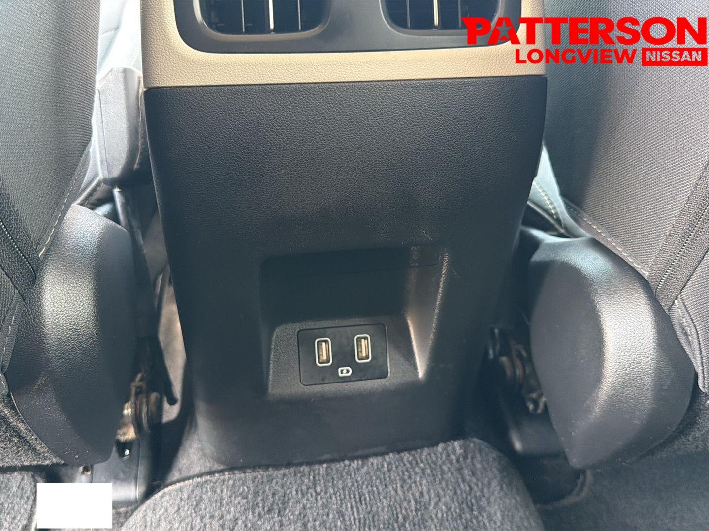 Used 2022 Phantom Black Hyundai SEL image 21