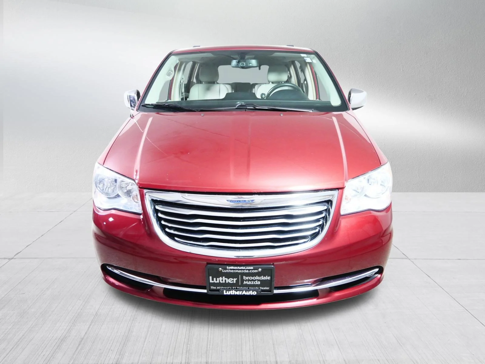 Used 2014 Chrysler Town & Country Touring-L with VIN 2C4RC1CG7ER367388 for sale in Brooklyn Center, Minnesota