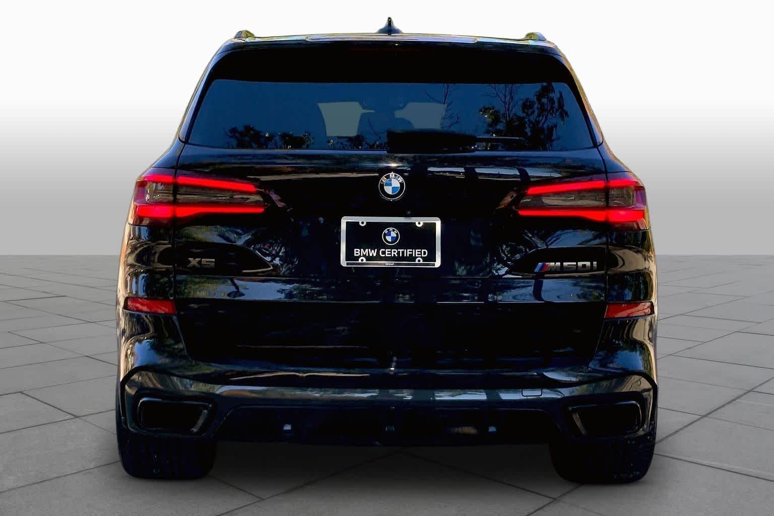 Certified Used 2023 Carbon Black Metallic BMW M50i image 4