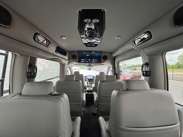 New 2026 White Ford Explorer Trail Boss image 3