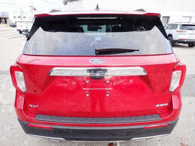 Used 2023 Red Ford XLT image 7