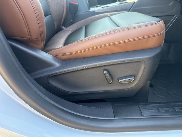 New 2026 Space White Metallic Ford Outer Banks image 80