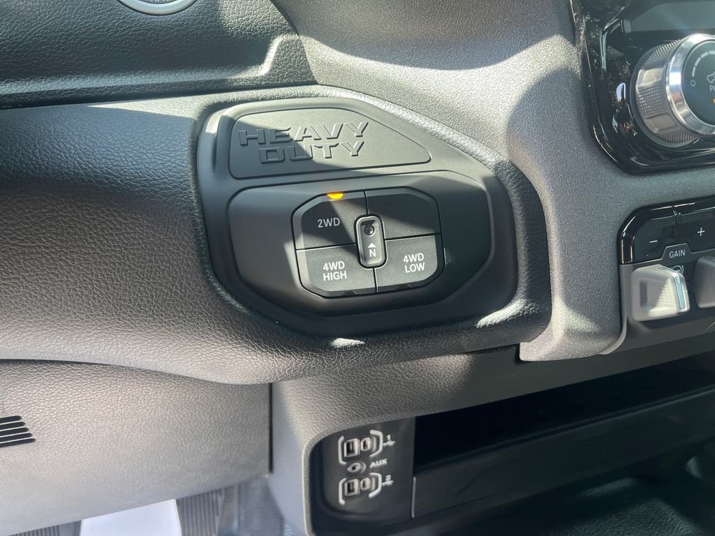 2025 RAM 2500 Tradesman - Photo 25