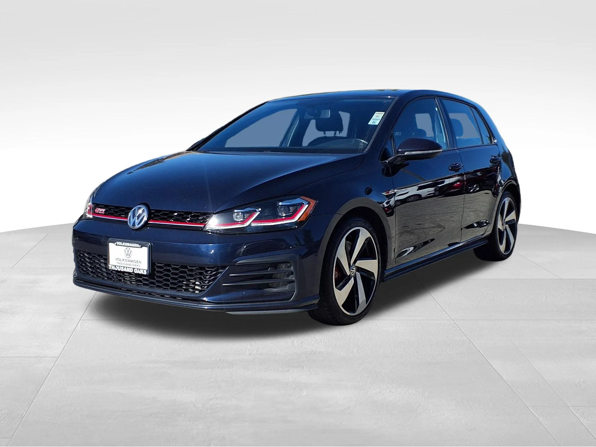 Used 2019 Blue Volkswagen 2.0T SE image 1