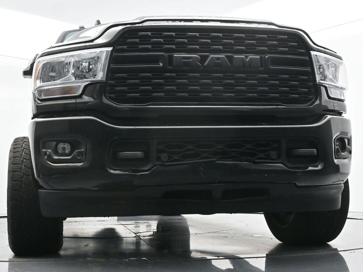 Used 2022 Diamond Black Crystal Pearlcoat Ram Big Horn image 43