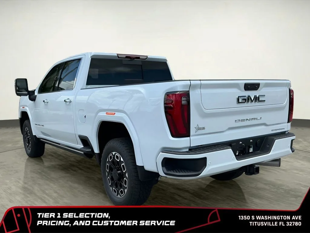 New 2026 Glacier White Tricoat GMC Denali Ultimate image 4