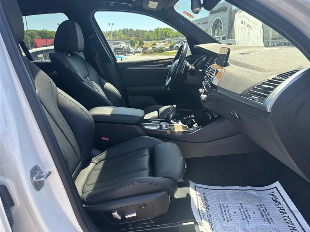 Used 2019 White BMW xDrive30i image 15