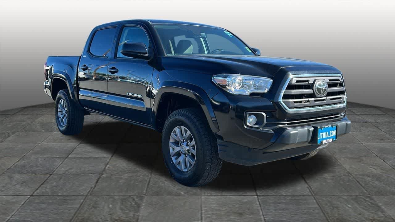 Used 2019 Midnight Black Metallic Toyota SR5 image 3
