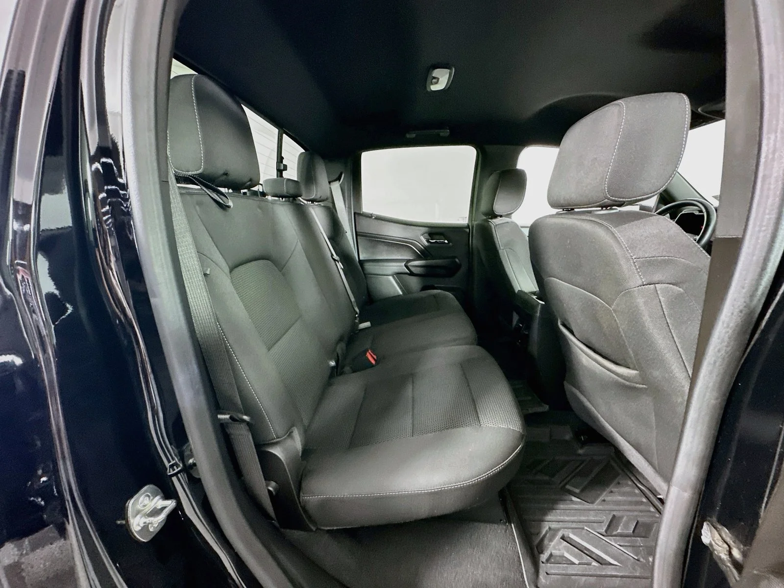 Used 2024 Black Chevrolet LT image 27