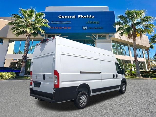 New 2026 Bright White Clear-Coat Exterior Paint RAM Super High Roof image 5