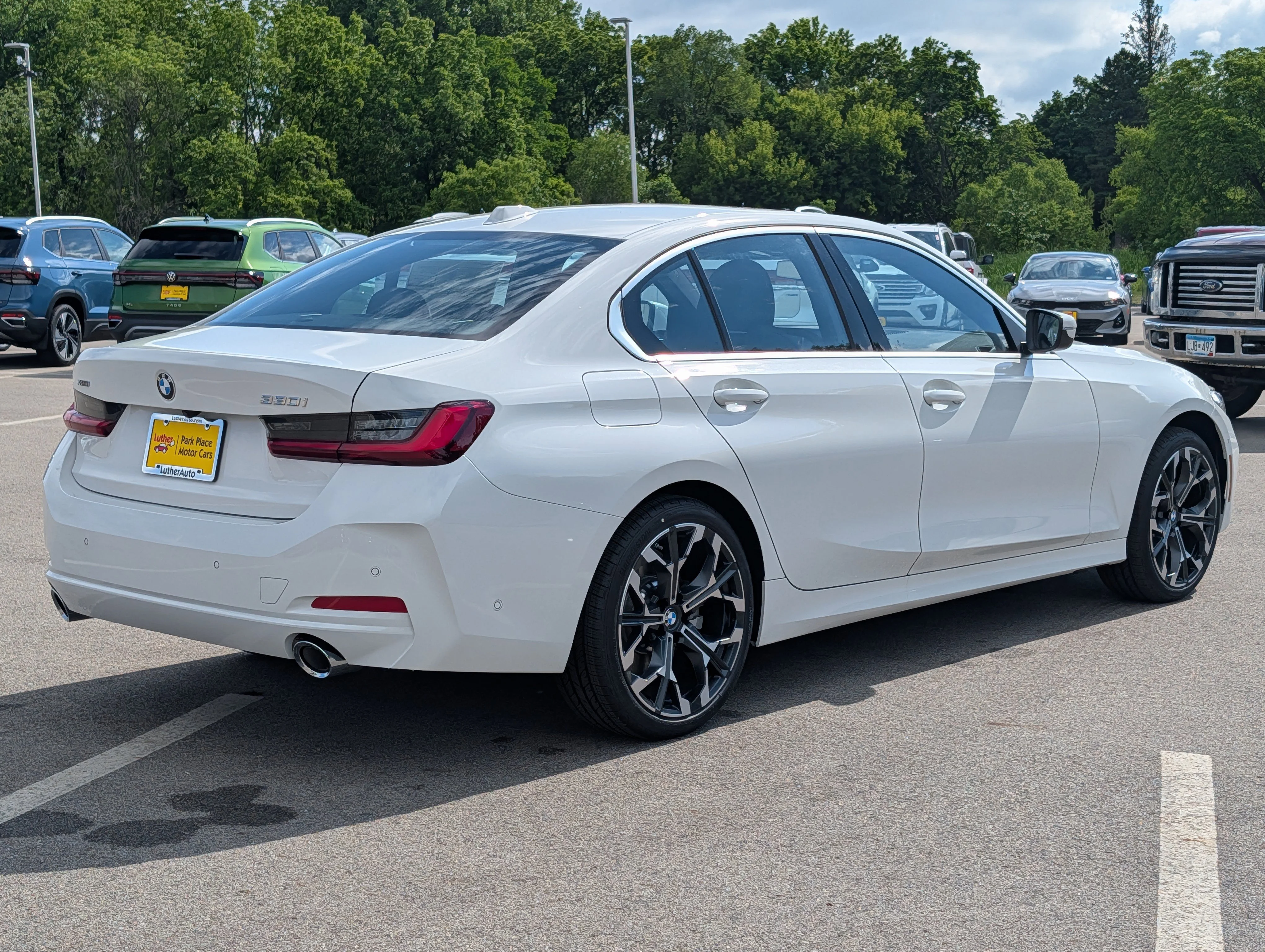 New 2026 Alpine White BMW 330i xDrive image 2