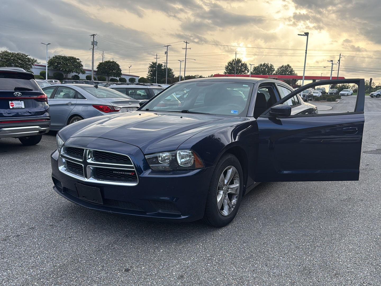 Used 2014 Jazz Blue Pearlcoat Dodge SE image 11