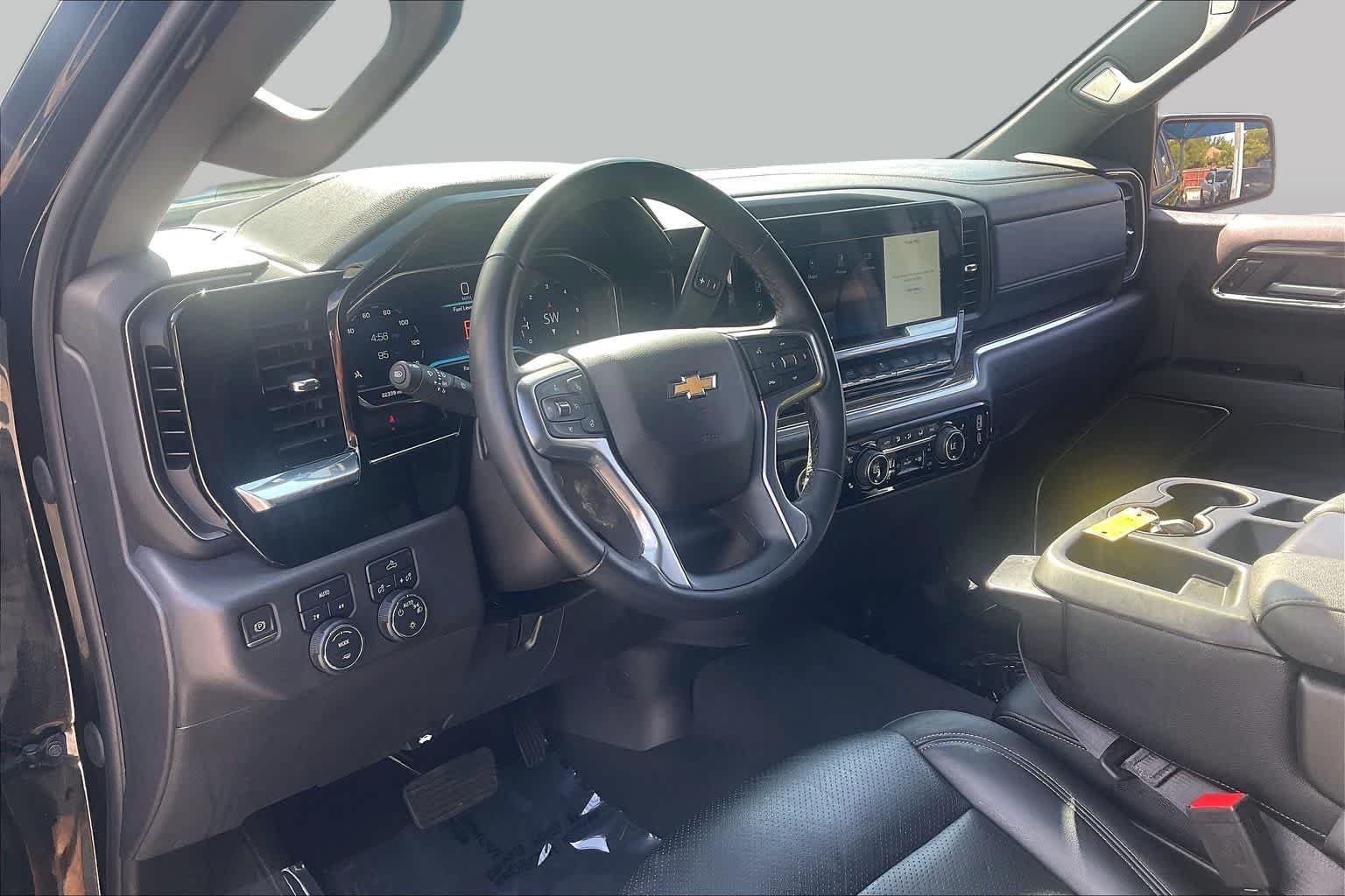 Used 2024 Black Chevrolet LT image 17