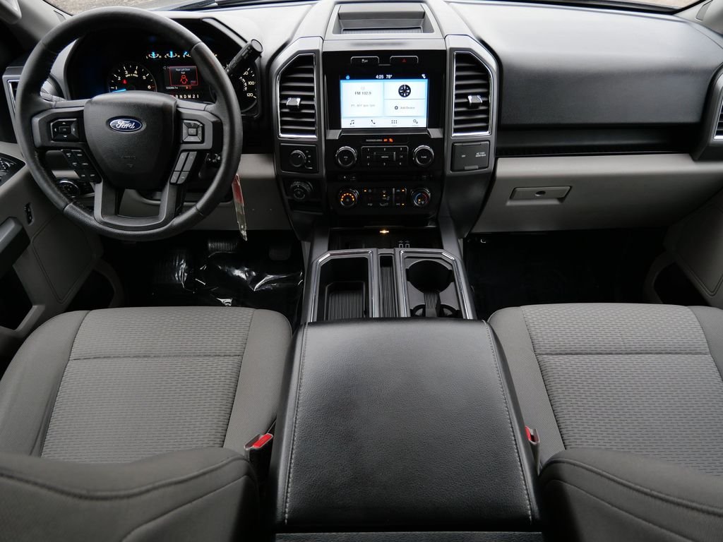 Used 2016 Brown Ford XLT image 16