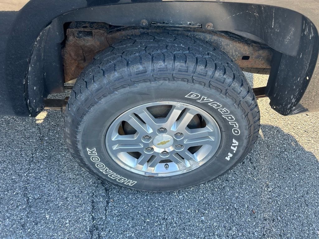 Used 2012 Black Chevrolet 1LT image 8