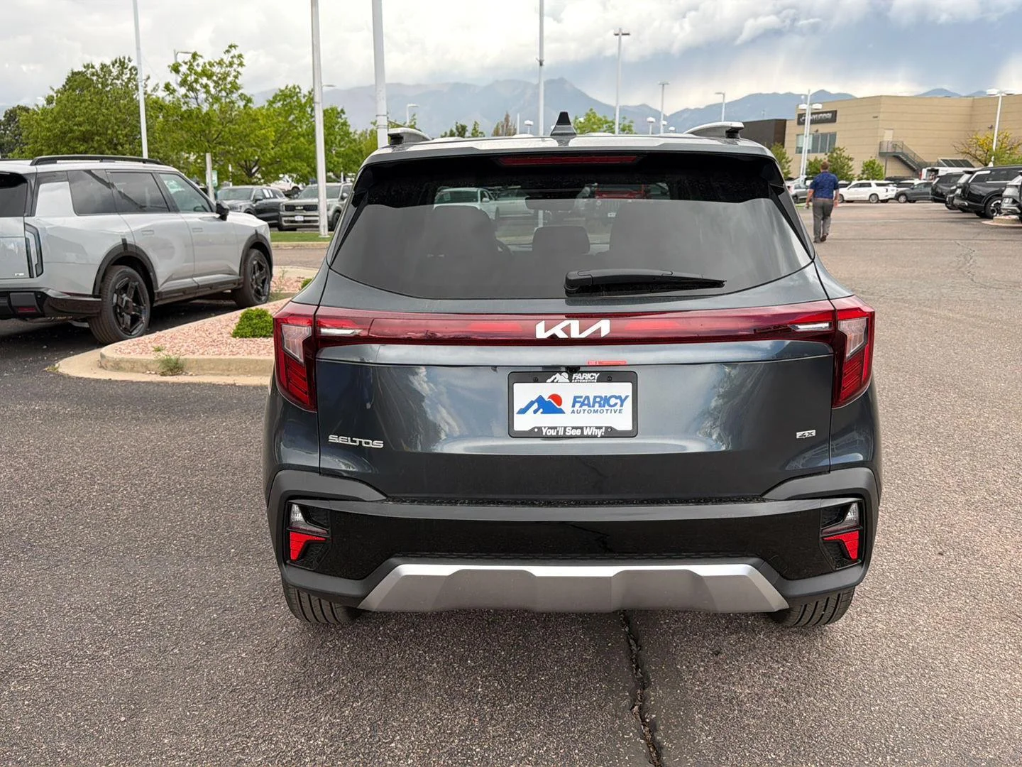 New 2026 Gravity Gray Kia S image 5