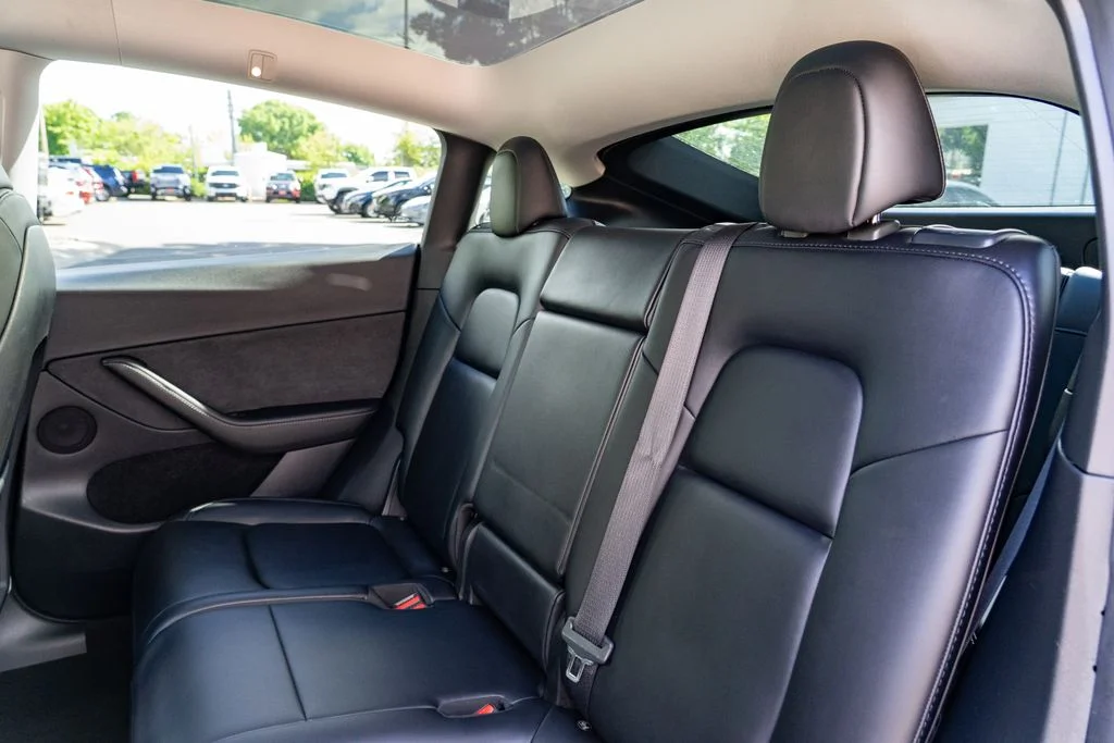 Used 2023 Blue Tesla Long Range image 18