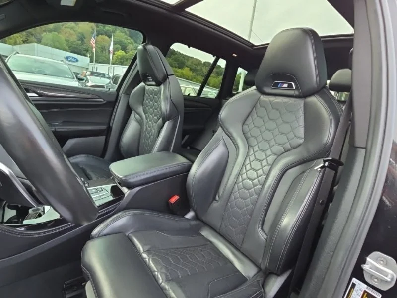 Used 2020 Black BMW M image 27