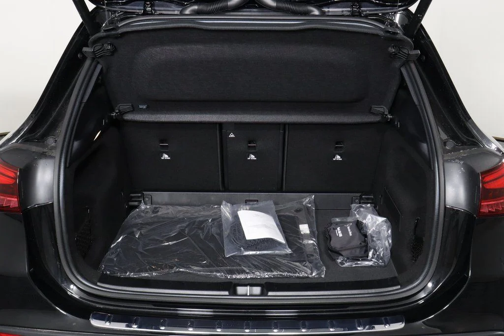 Used 2025 Black Mercedes-Benz GLA 250 image 11