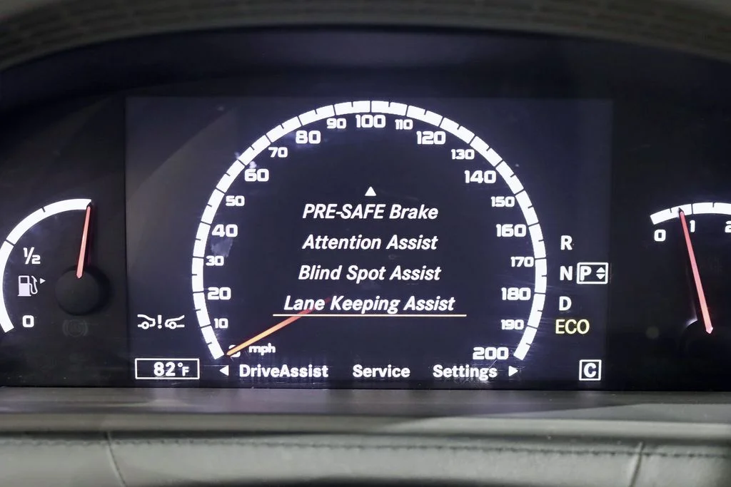 Used 2011  Mercedes-Benz CL 63 AMG® image 19