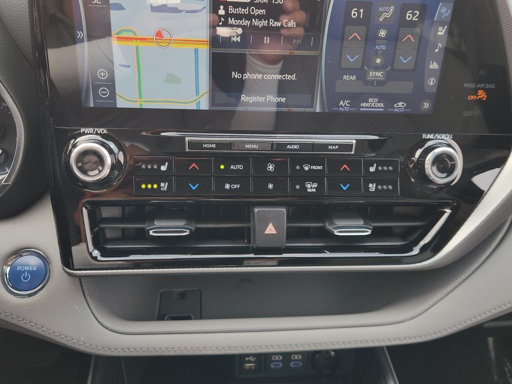 Used 2022 Magnetic Gray Metallic Toyota Platinum image 17