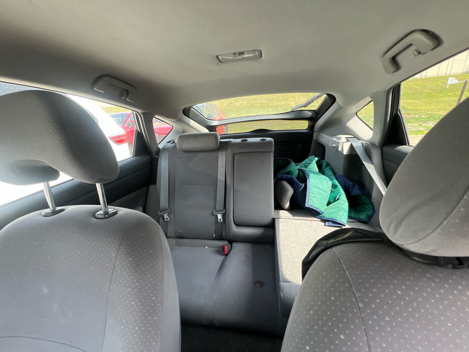 Used 2007 Classic Silver Metallic Toyota  image 9