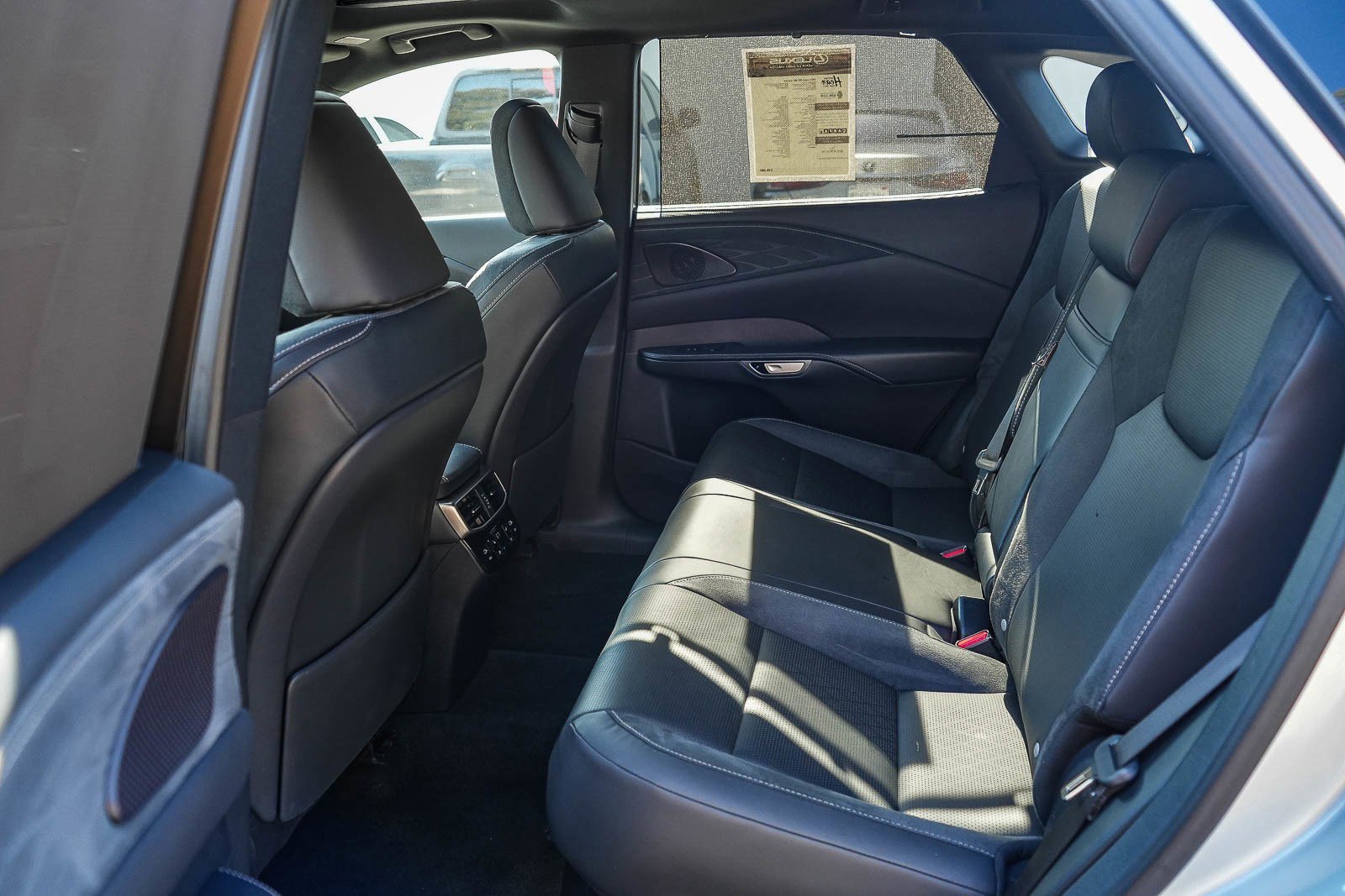 Certified Used 2023 Iridium Lexus 350 Luxury image 18
