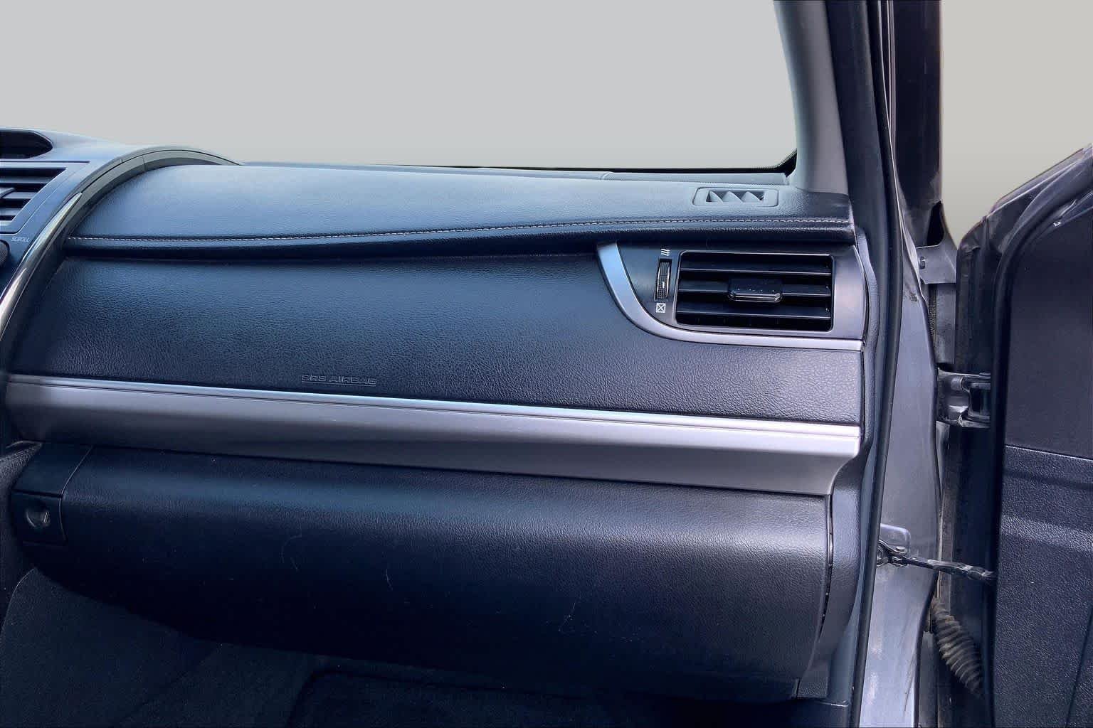 Used 2013 Magnetic Gray Metallic Toyota SE image 17