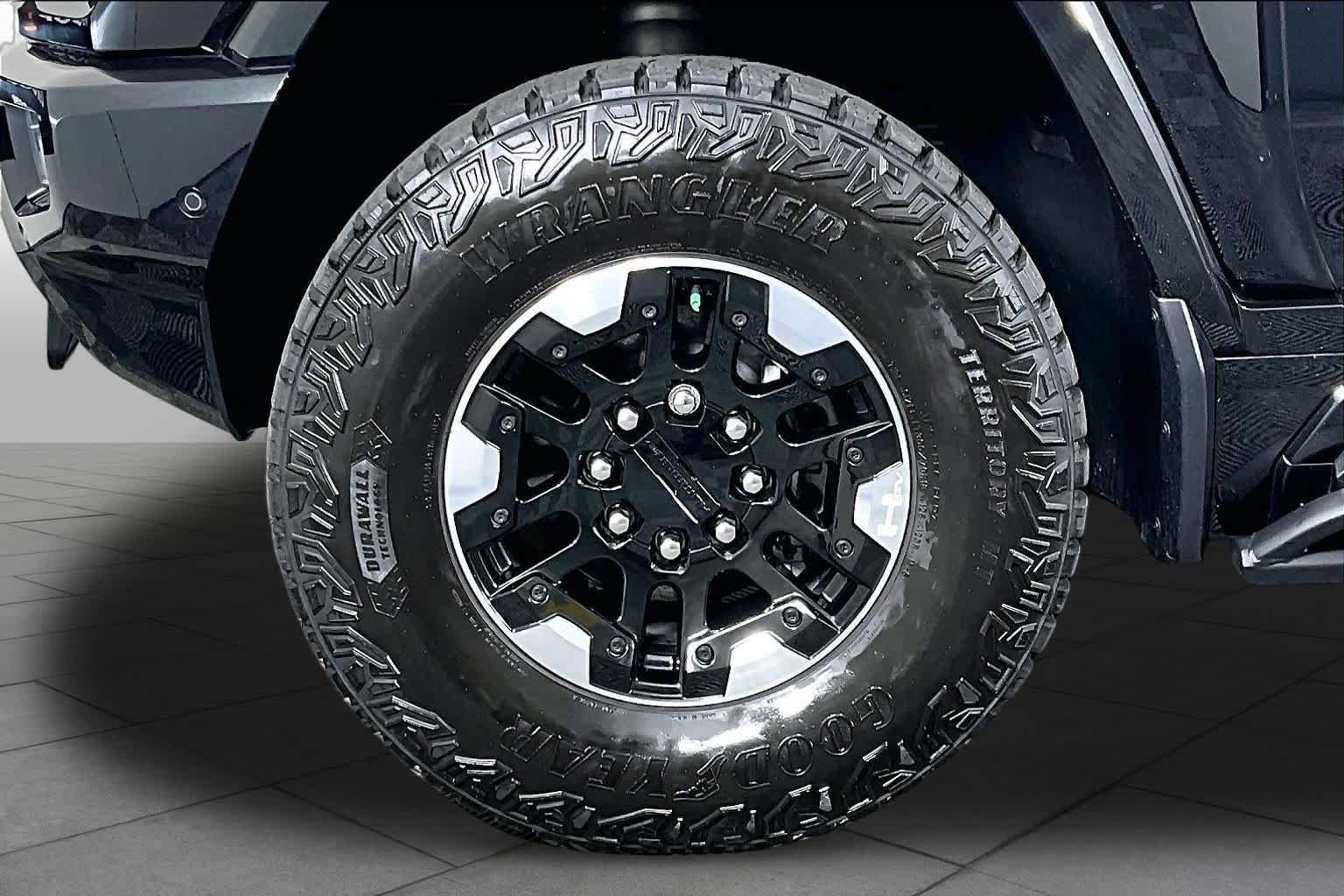 Used 2024 Void Black GMC 3X image 9