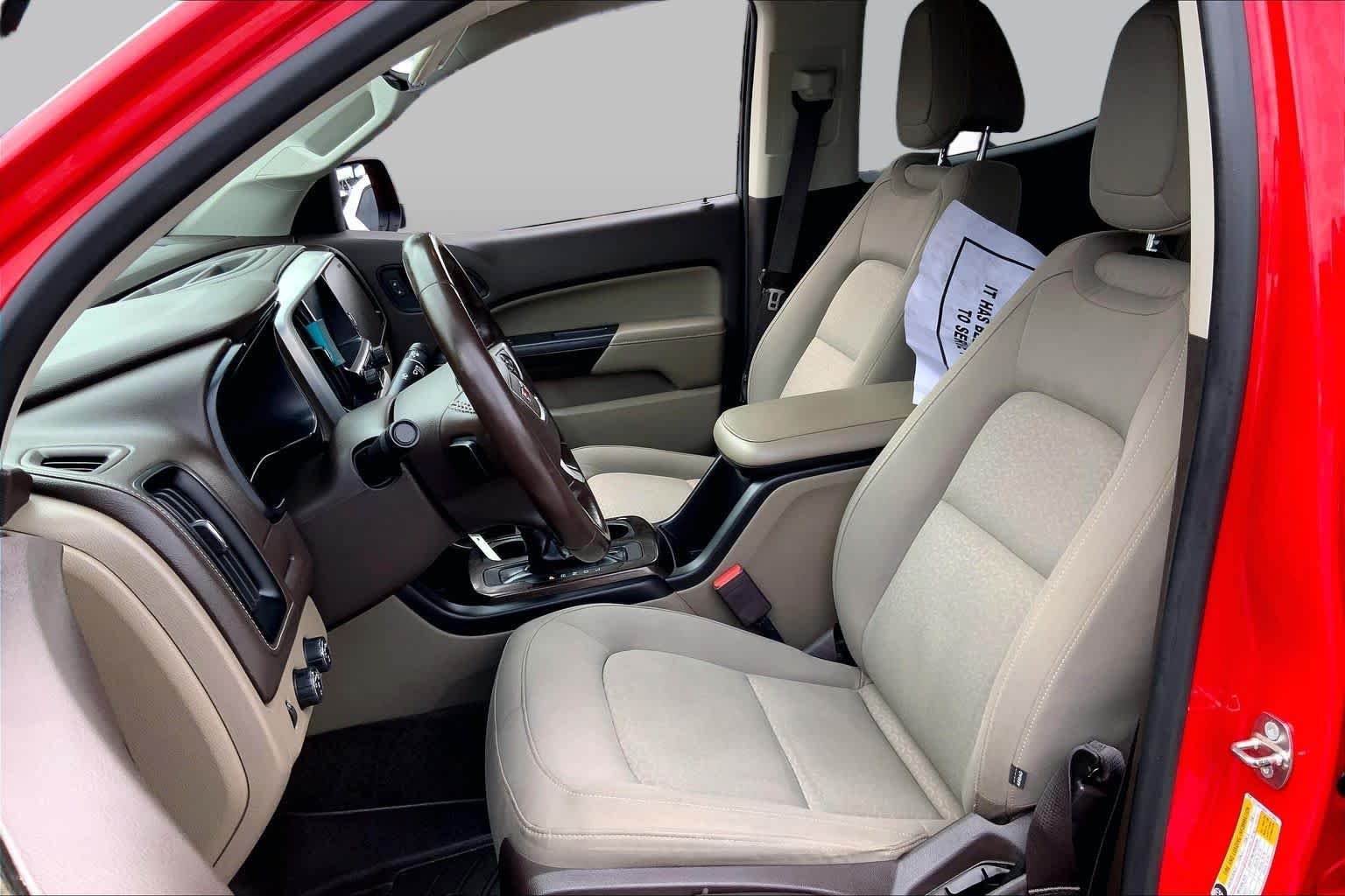 Used 2017 Cardinal Red GMC 4WD SLE image 8