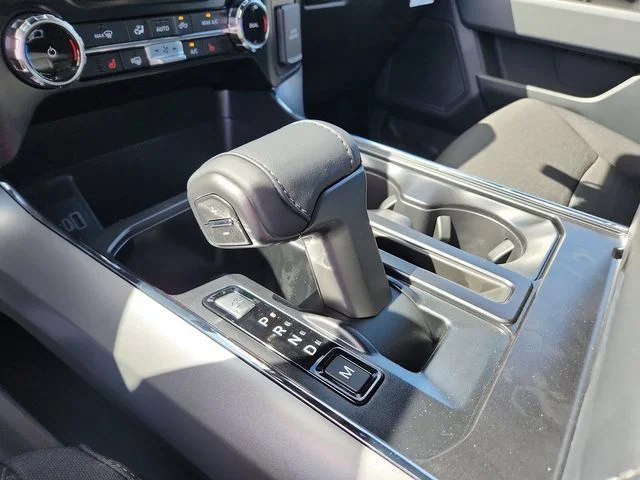 New 2026 Oxford White Ford XLT image 21