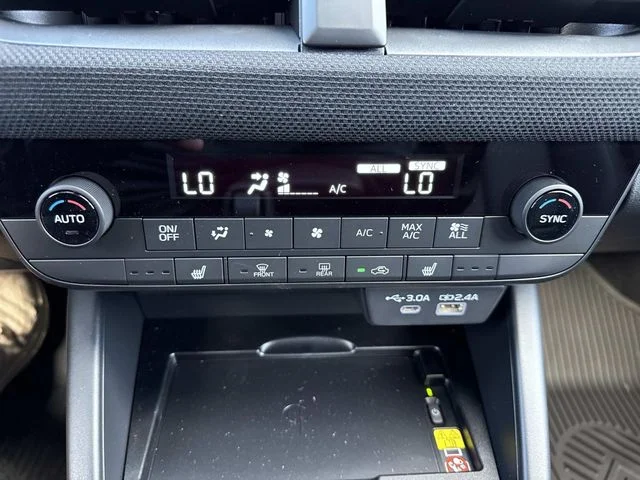New 2026 SAPPHIRE BLUE PEARL Subaru Premium image 21