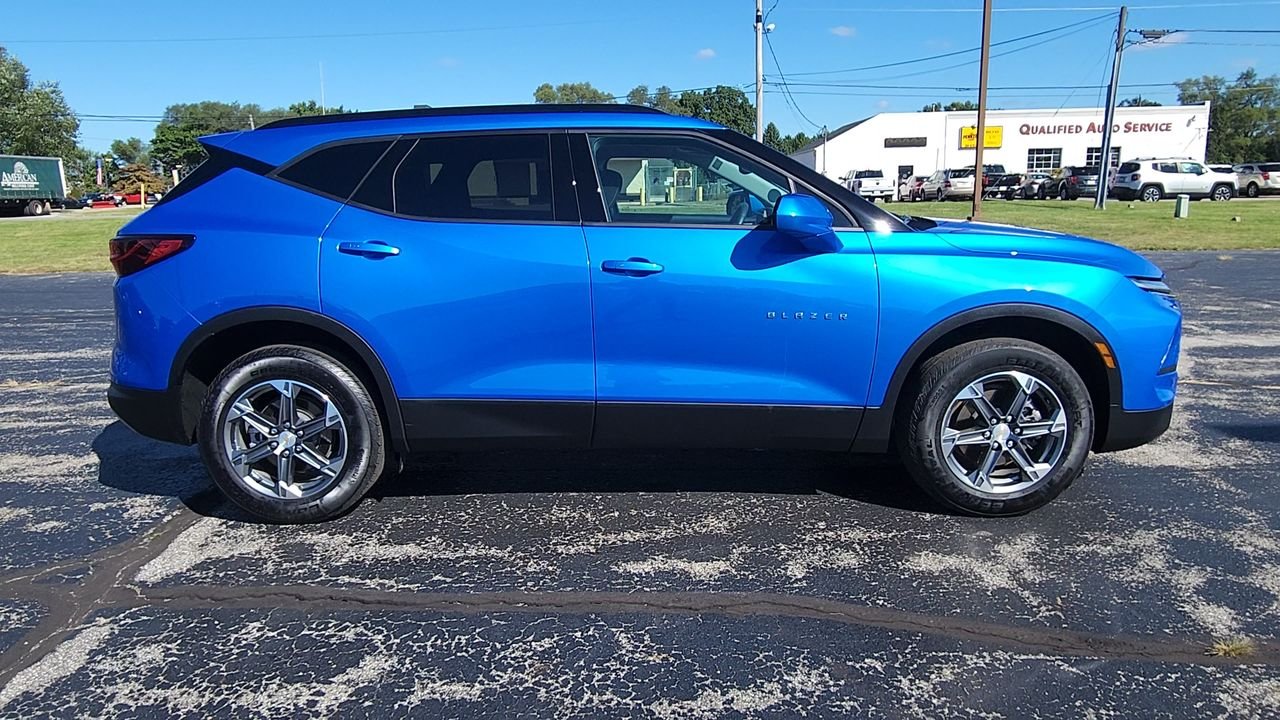 Used 2024 Riptide Blue Metallic Chevrolet LT image 9