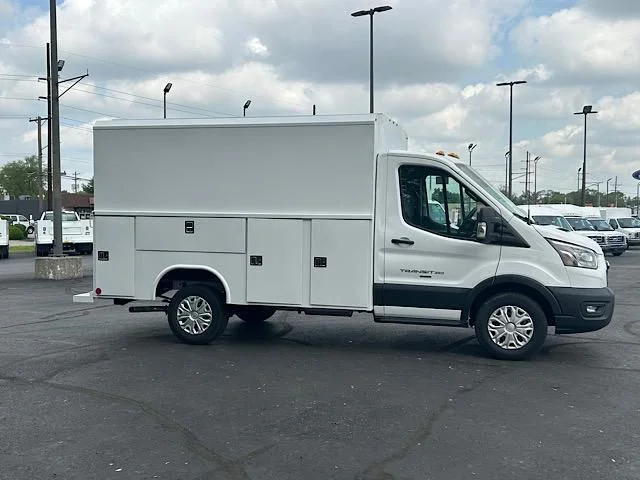 2024 Ford Transit Cutaway Base - Photo 16