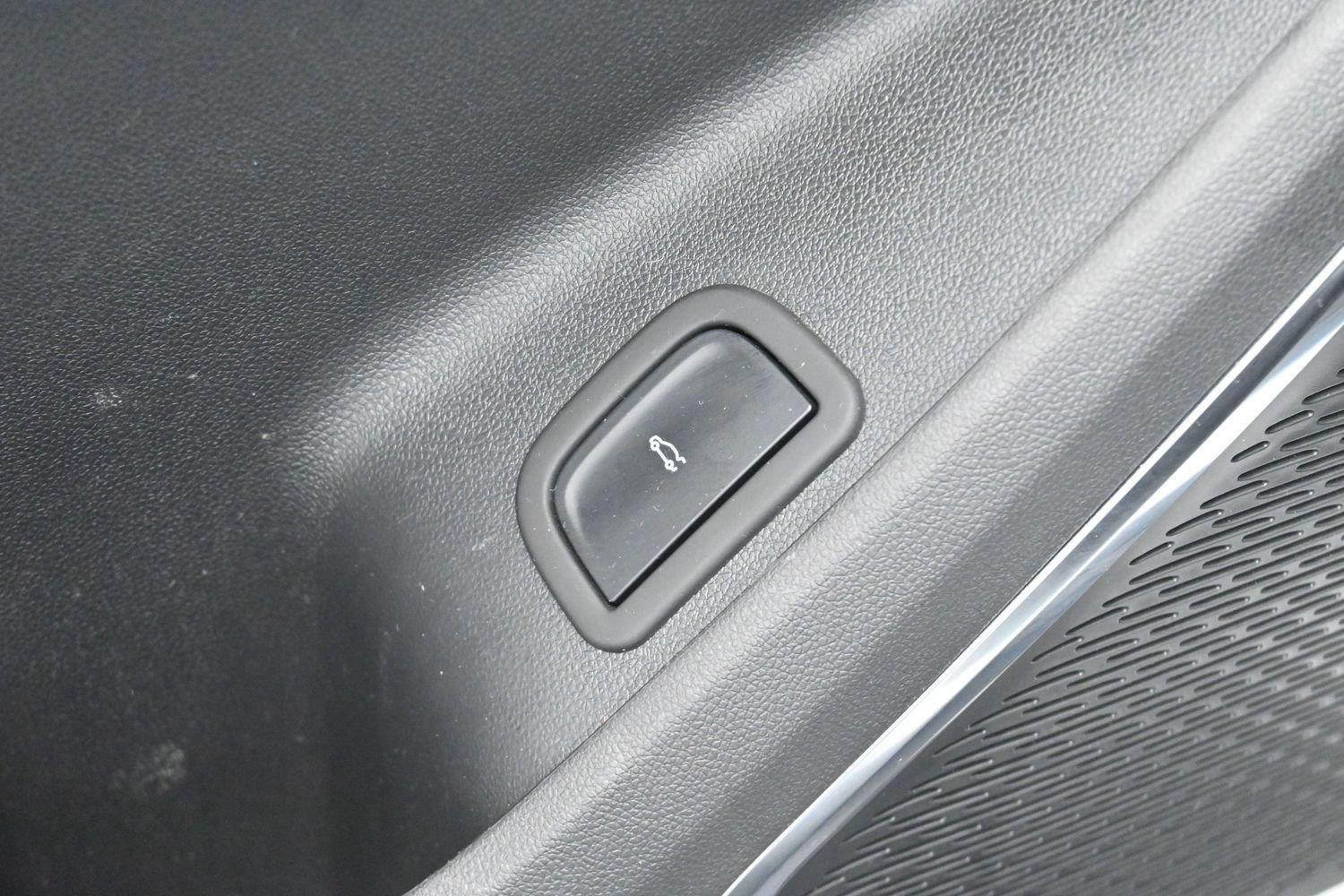 Used 2026 Summit White GMC Elevation image 14