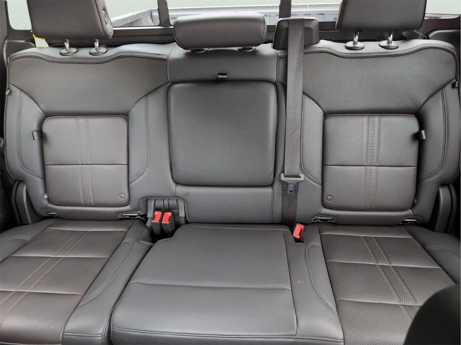 Used 2023 Sterling Gray Metallic Chevrolet High Country image 29